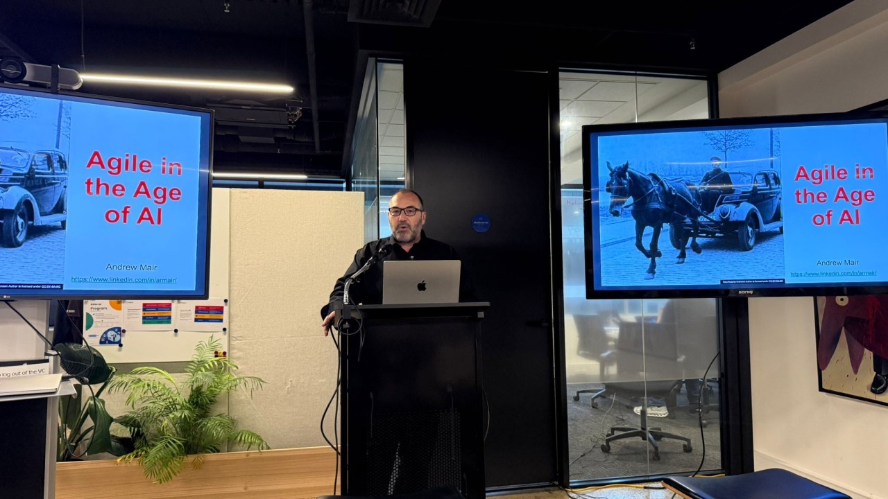 Andrew Mair presenting “Agile in the Age of AI” at the Melbourne Agile Project Managers Meetup